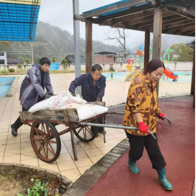 贯彻落实降本增效  党员带动树模引领_黔东南州jbo竞博集团